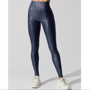 Carbon38 High Rise Takara Leggings - Blue Leopard